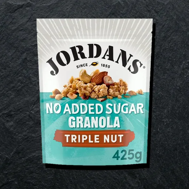 Jordans Granola Triple Nut — гранола с тремя видами орехов