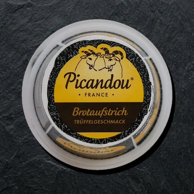 Picandou Goat Cheese Truffle