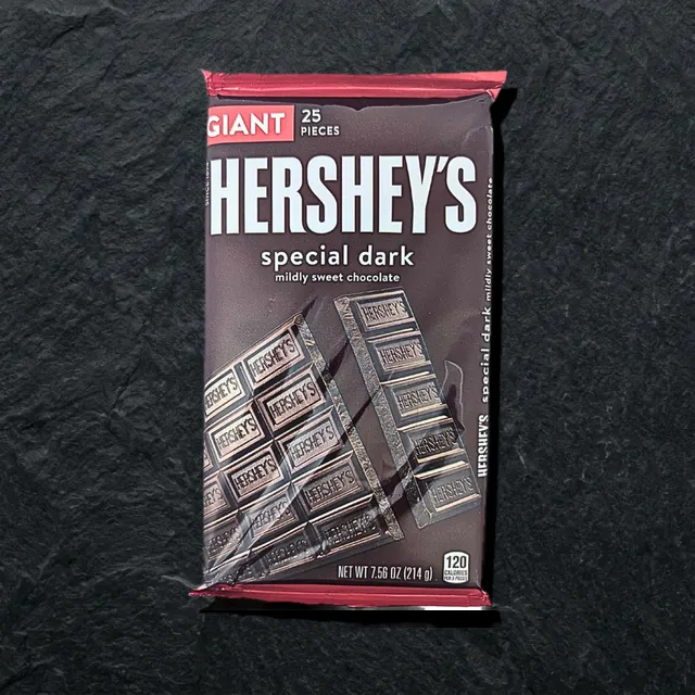 Hershey's Special Dark — achchiq shokolad