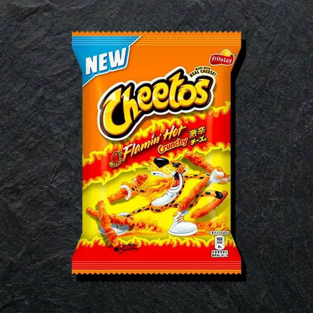 Cheetos Flamin' Hot — острые кукурузные снеки