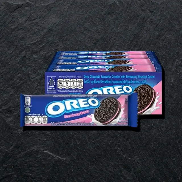 Oreo Cookie Strawberry & Milk